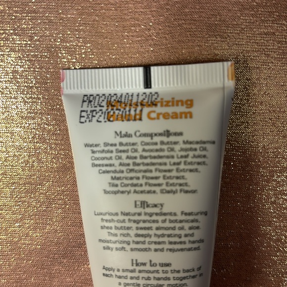 Sacubee 25 Pieces Thank You Hand Cream Bulk Floral NWT - Picture 4 of 9